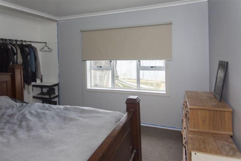 Photo of property in 110 Lynwood Road, New Lynn, Auckland, 0600