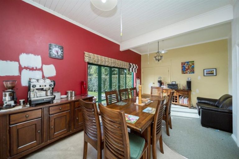 Photo of property in 12 Puriri Street, Hawera, 4610