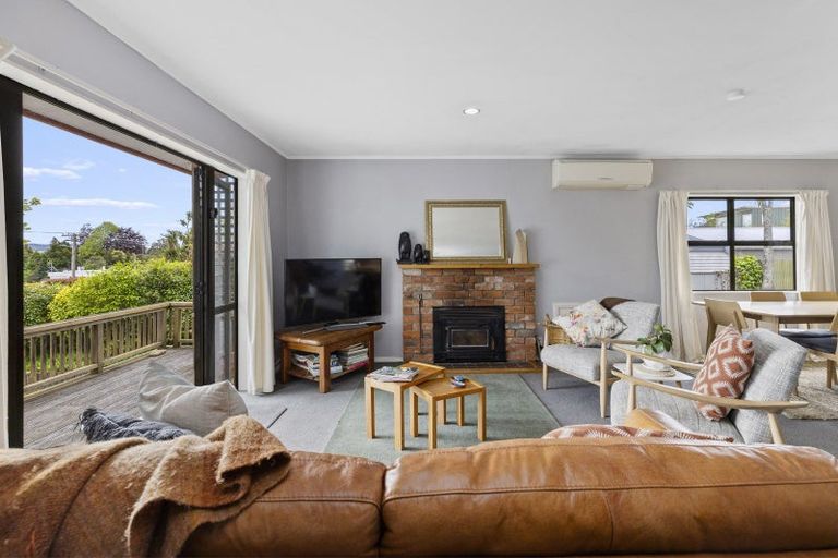 Photo of property in 18 Otupai Street, Two Mile Bay, Taupo, 3330