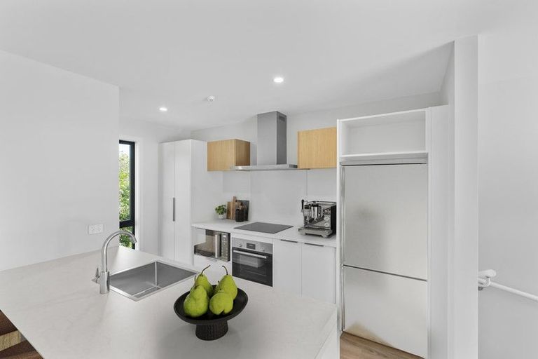 Photo of property in 13/4 Tawhai Street, Stokes Valley, Lower Hutt, 5019
