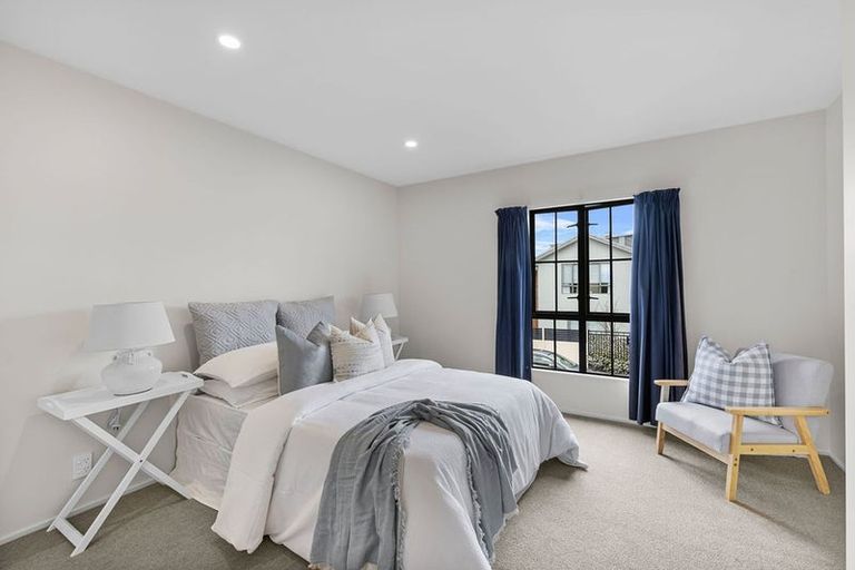 Photo of property in 5 Gracefield Avenue, Christchurch Central, Christchurch, 8013
