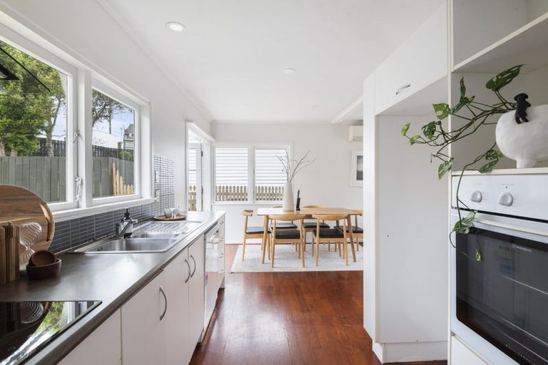 Photo of property in 45a Watea Road, Torbay, Auckland, 0630