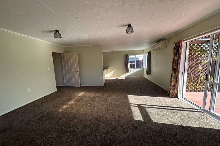 Photo of property in 8 Hogg Crescent, Masterton, 5810