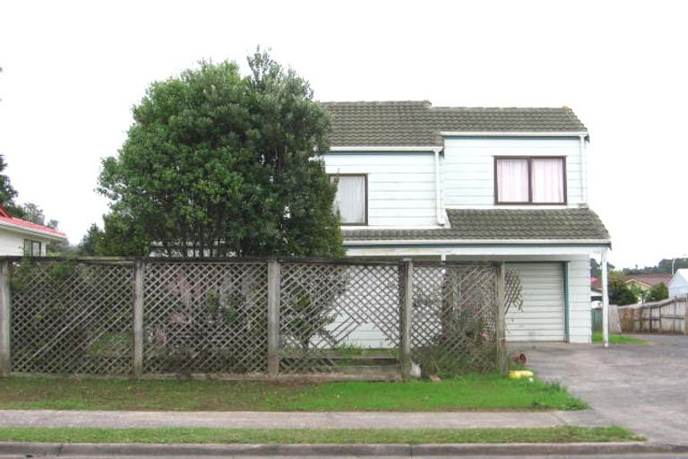 Photo of property in 2/3 Edwin Freeman Place, Ranui, Auckland, 0612