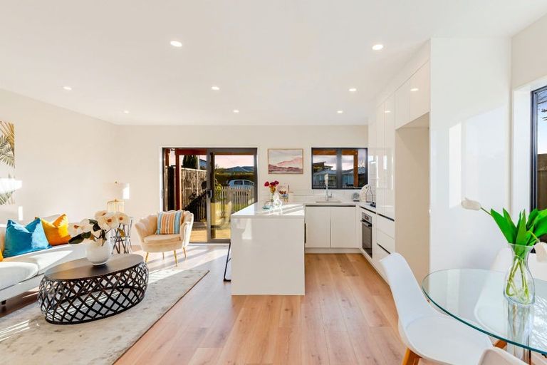 Photo of property in 649b Te Atatu Road, Te Atatu Peninsula, Auckland, 0610