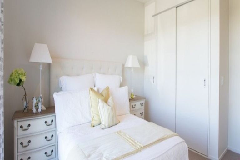 Photo of property in 1 Breton Road, Karaka, Papakura, 2113