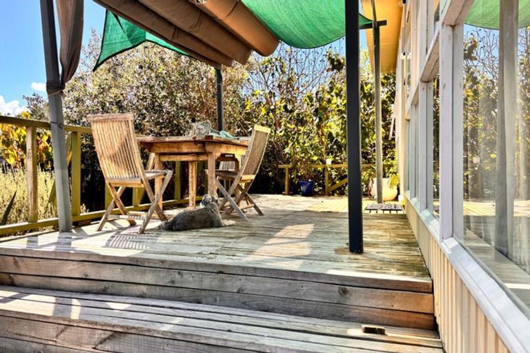 Photo of property in 1/37a Mcintyre Road, Mangere Bridge, Auckland, 2022