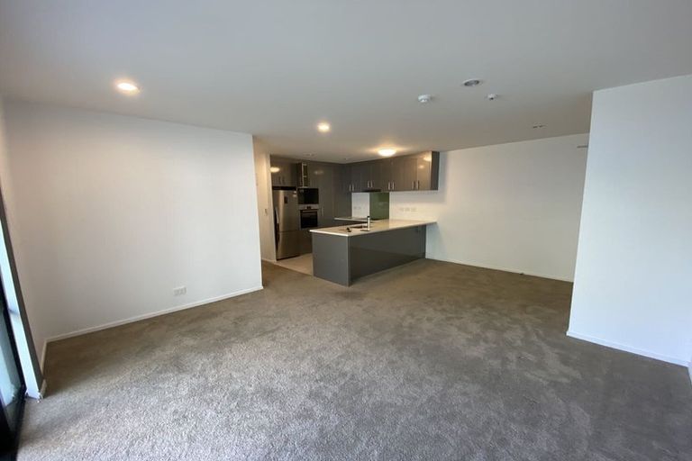 Photo of property in Apollo Apartments, 9/46g Rosedale Road, Rosedale, Auckland, 0632