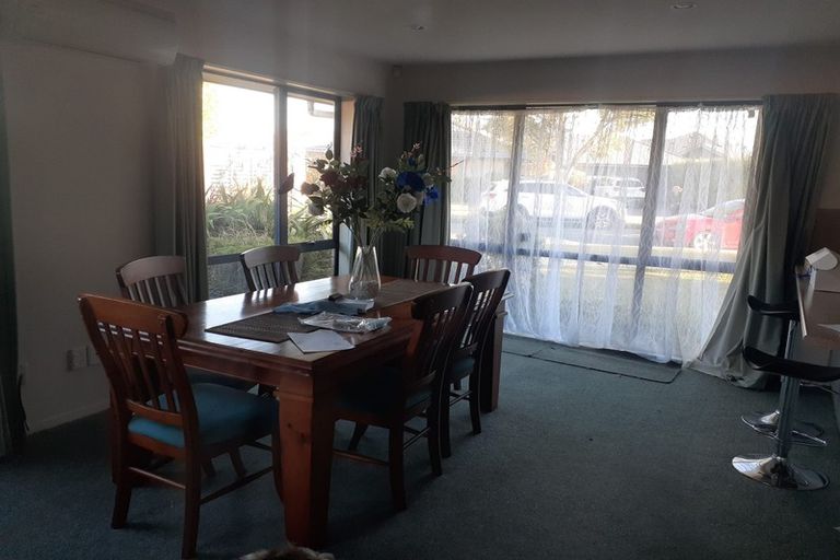 Photo of property in 8 Richard Seddon Drive, Northwood, Christchurch, 8051