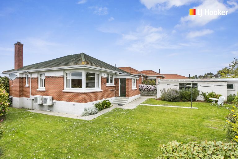 Photo of property in 22 Derwent Street, Helensburgh, Dunedin, 9010