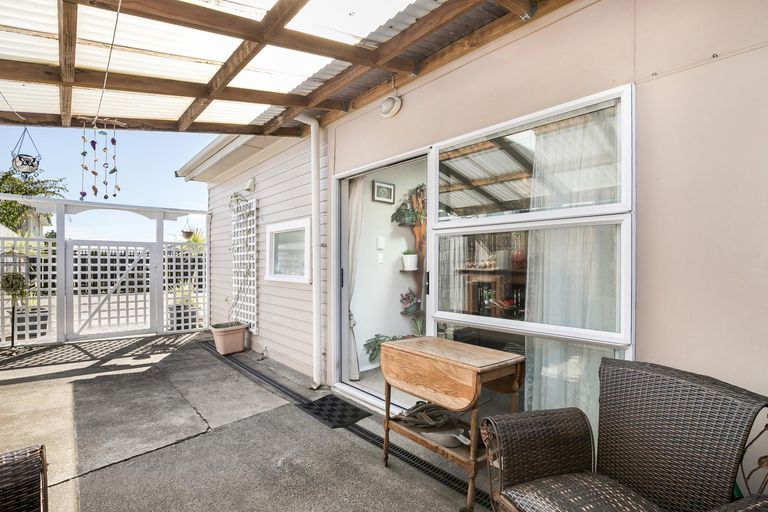 Photo of property in 7a School Road, Tuakau, 2121