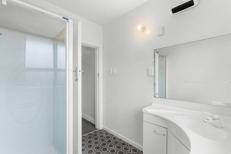 Photo of property in 22 Field Terrace, Upper Riccarton, Christchurch, 8041