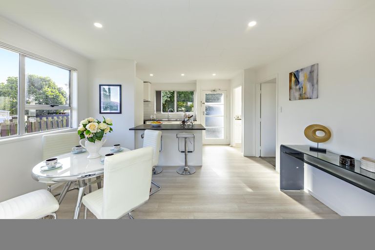 Photo of property in 21 Heathberry Close, Papatoetoe, Auckland, 2025