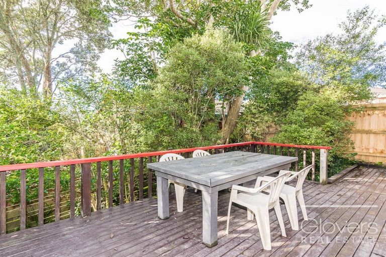 Photo of property in 109 Don Buck Road, Massey, Auckland, 0614