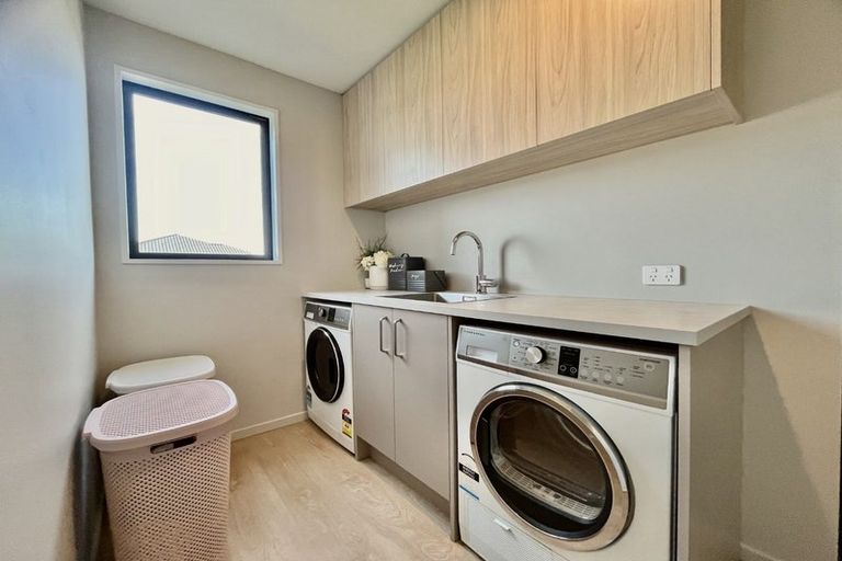 Photo of property in 9 Coney Place, Rolleston, 7614