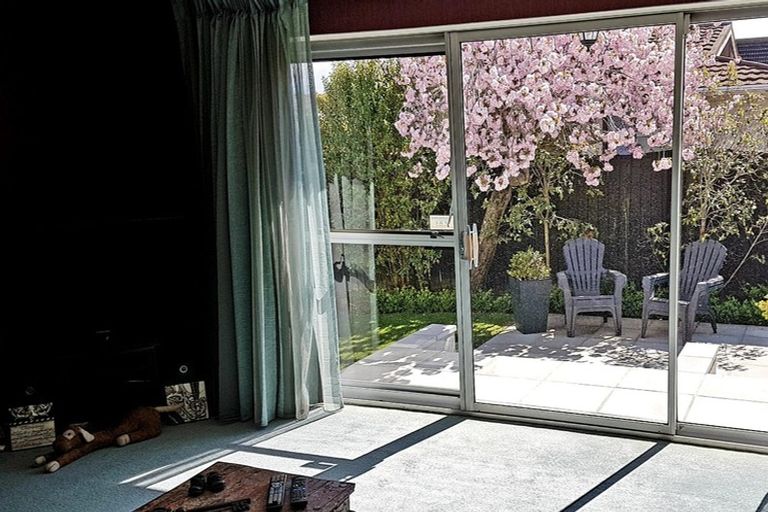 Photo of property in 14 Omega Place, Casebrook, Christchurch, 8051