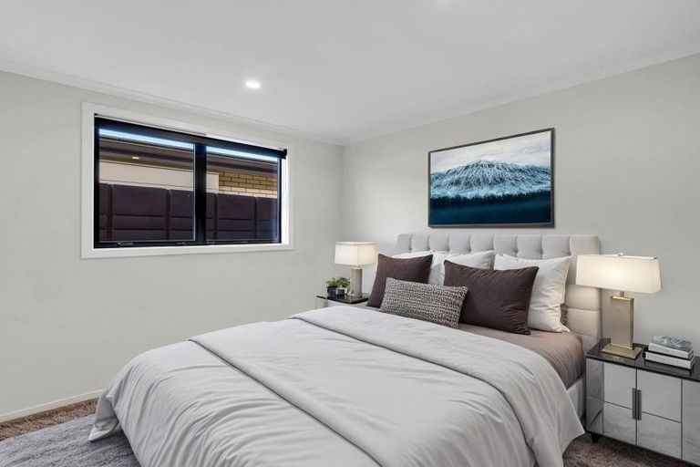 Photo of property in 7 Waruhia Crescent, Rototuna North, 3281