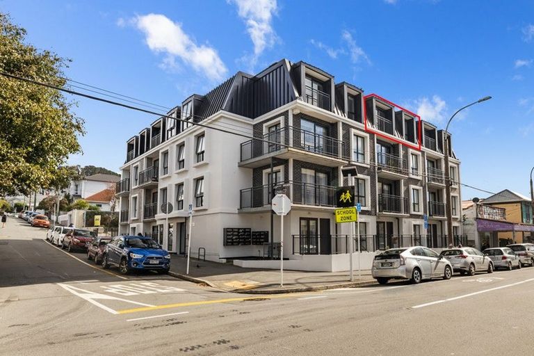 Photo of property in 402/2 Colombo Street, Newtown, Wellington, 6021