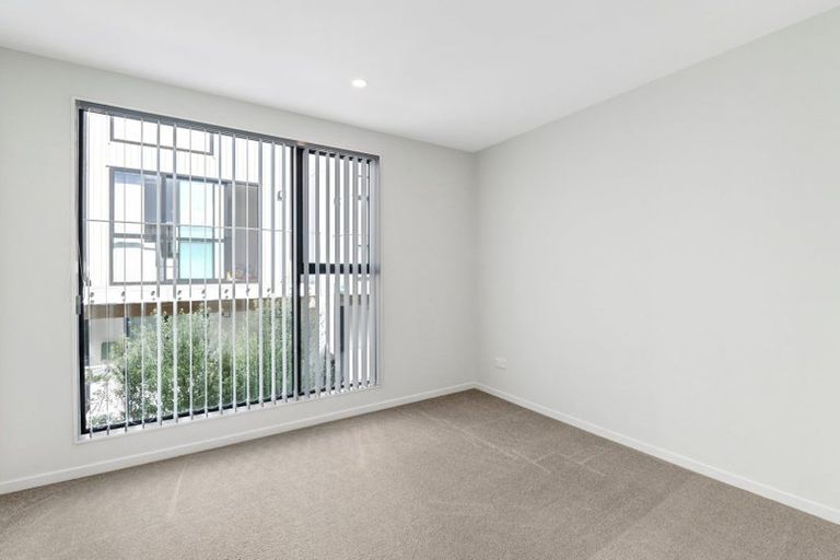 Photo of property in 5 Hinonga Loop, Silverdale, 0932