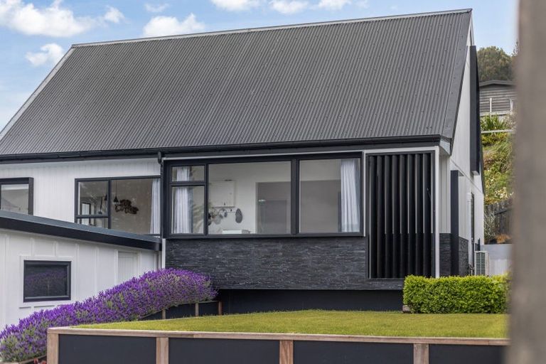 Photo of property in 32 Thimble Lane, Whitby, Porirua, 5024