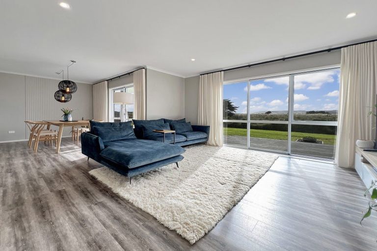 Photo of property in 36 Westside Road, Port Waikato, Tuakau, 2695