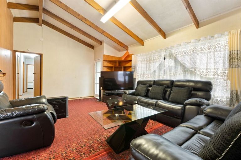 Photo of property in 20 Doone Place, Massey, Auckland, 0614