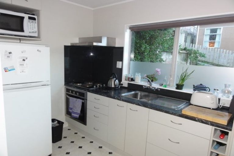 Photo of property in 84u4 Rintoul Street, Newtown, Wellington, 6021