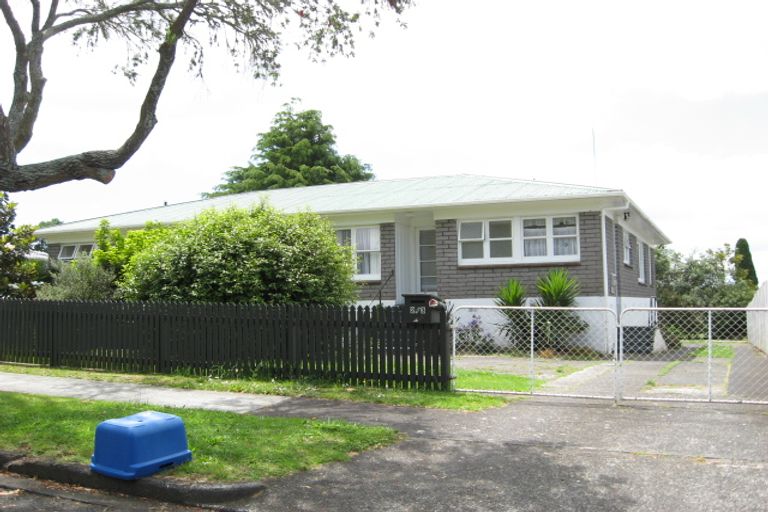 Photo of property in 2/3 Laurelwood Avenue, Pukekohe, 2120