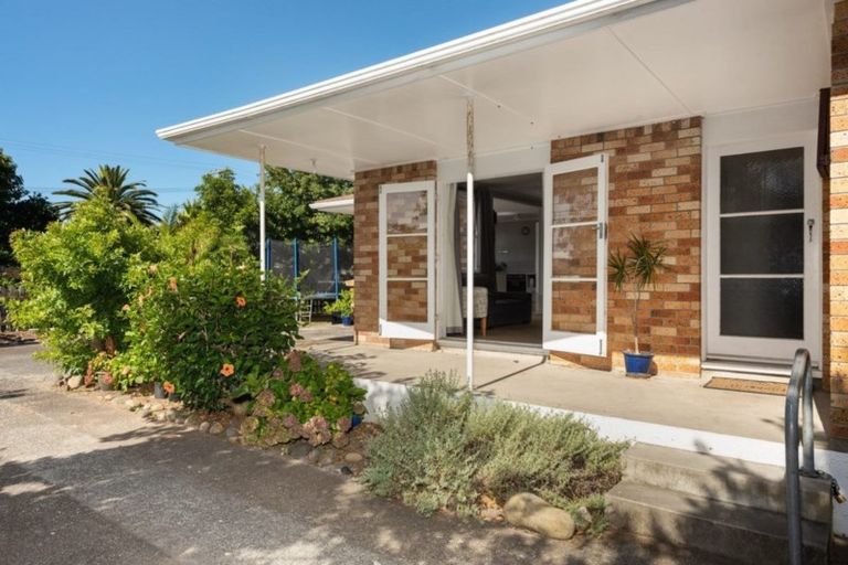 Photo of property in 6 Crane Street, Mount Maunganui, 3116