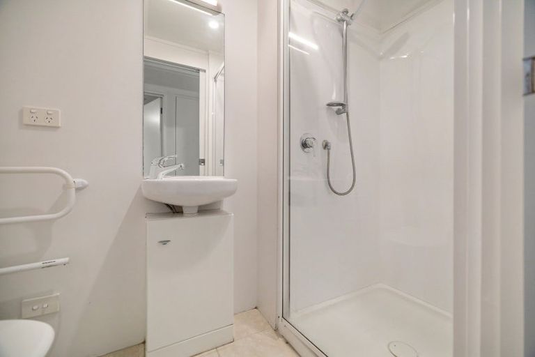 Photo of property in Elkridge Apartments, 12/64 Marina Drive, Frankton, Queenstown, 9300