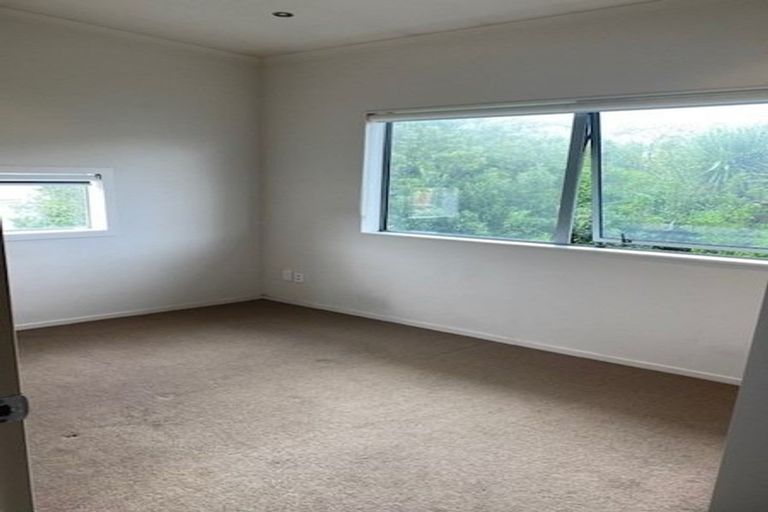 Photo of property in 1/123 The Parade, Island Bay, Wellington, 6023