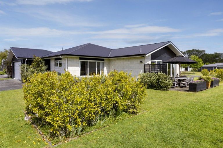 Photo of property in 11 Maison Way, Rangatira Park, Taupo, 3330
