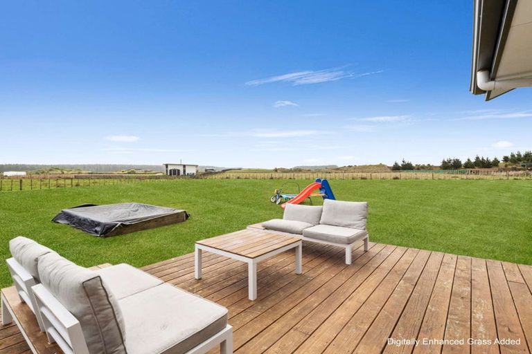 Photo of property in 38 Kanuka Drive, Waitarere, Levin, 5510