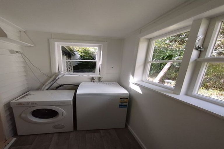Photo of property in 12 Mairangi Road, Wadestown, Wellington, 6012