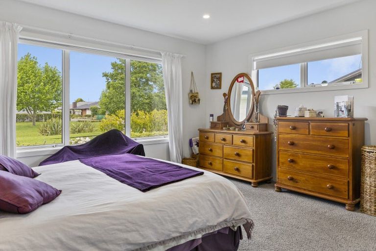 Photo of property in 11 Maison Way, Rangatira Park, Taupo, 3330