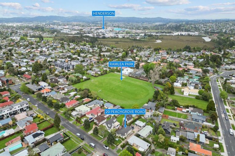 Photo of property in 20 Peachgrove Road, Te Atatu Peninsula, Auckland, 0610