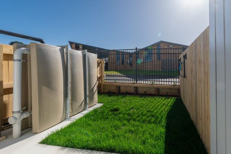 Photo of property in 131 Ngae Place, Mangere East, Auckland, 2024