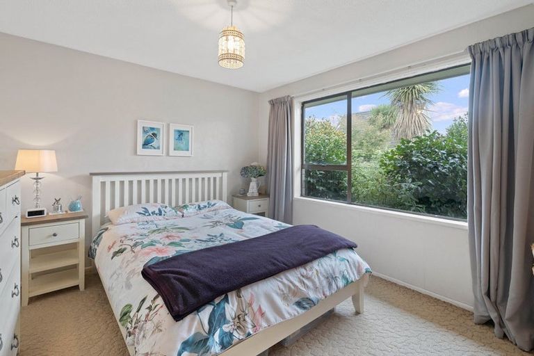Photo of property in 1/6 Steadman Road, Broomfield, Christchurch, 8042