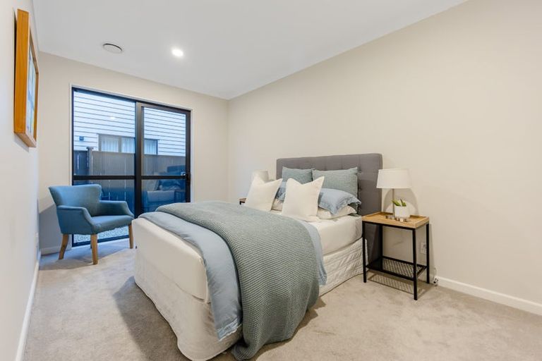 Photo of property in 21 Tawatawa Street, Long Bay, Auckland, 0630