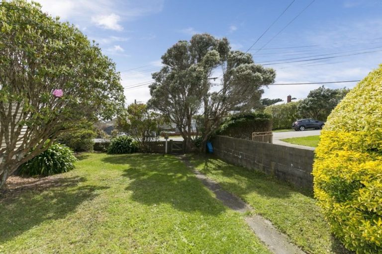 Photo of property in 9 Elliott Street, Johnsonville, Wellington, 6037