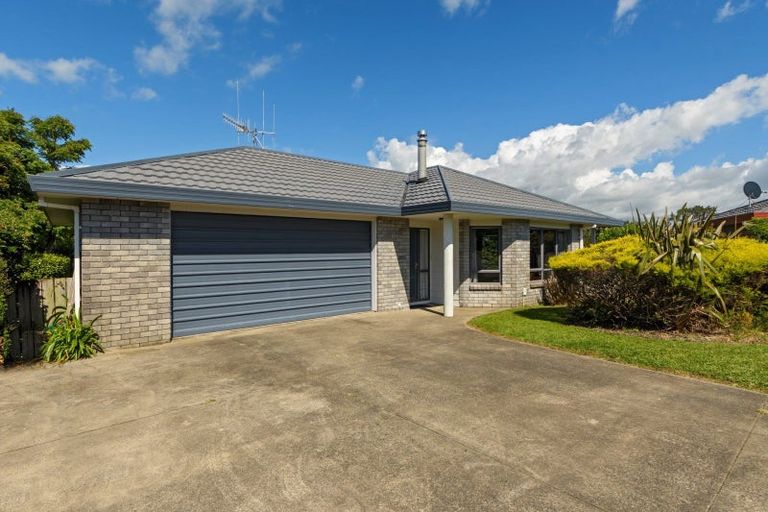 Photo of property in 61 Pelorus Street, Welcome Bay, Tauranga, 3112