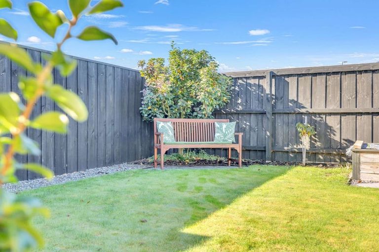 Photo of property in 6 Crossley Avenue, Woodend, 7610