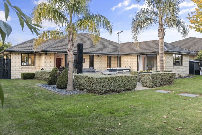 Photo of property in 15 Honiss Place, Cambridge, 3434