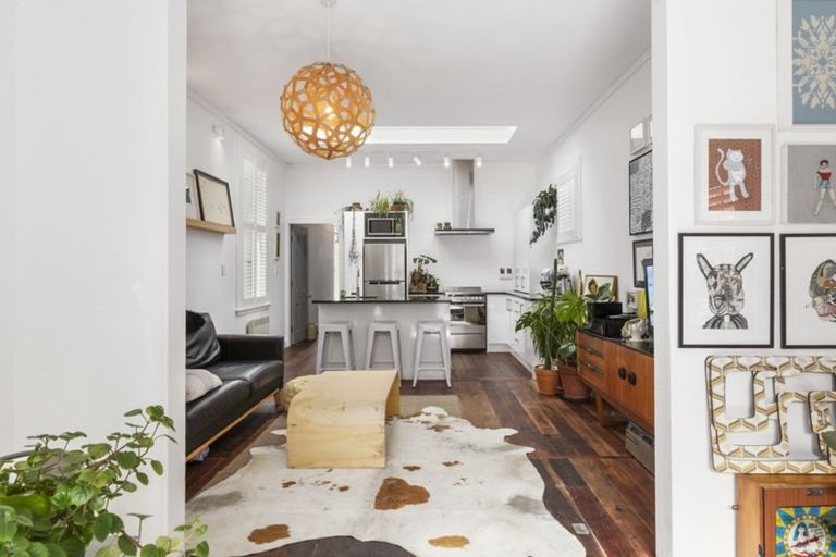 Photo of property in 109 Constable Street, Newtown, Wellington, 6021