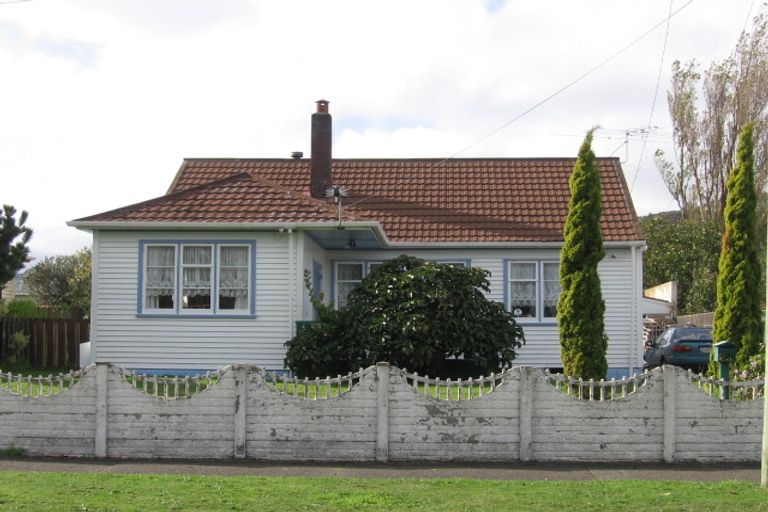 Photo of property in 1012 Taita Drive, Taita, Lower Hutt, 5011