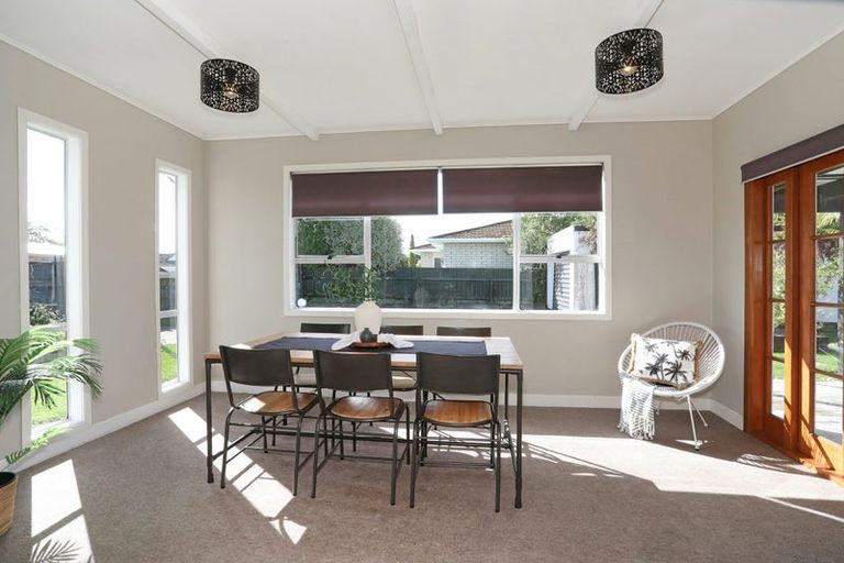 Photo of property in 40 Follett Street, Marton, 4710