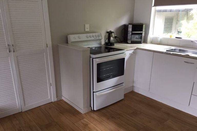 Photo of property in 5 Tern Place, Unsworth Heights, Auckland, 0632