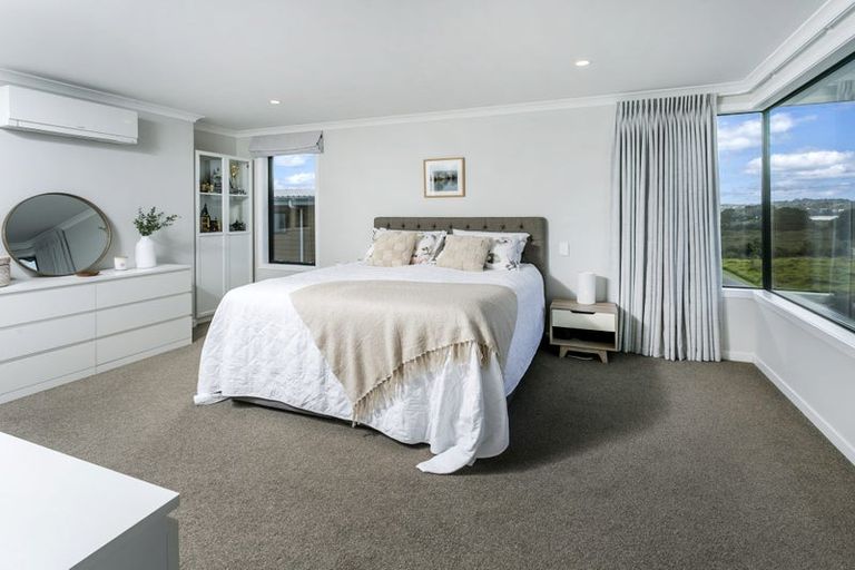 Photo of property in 6 Tai Crescent, Hobsonville, Auckland, 0616