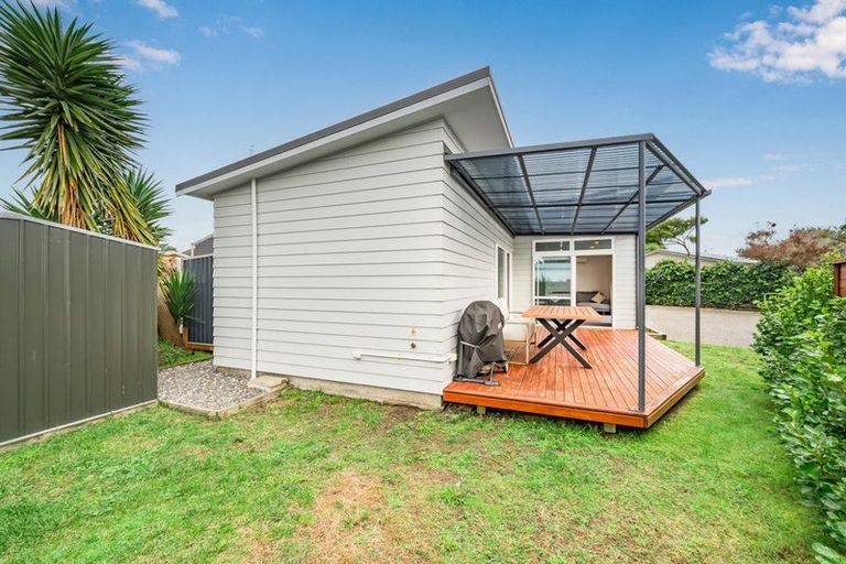 Photo of property in 5 Sharda Grove, Paraparaumu Beach, Paraparaumu, 5032