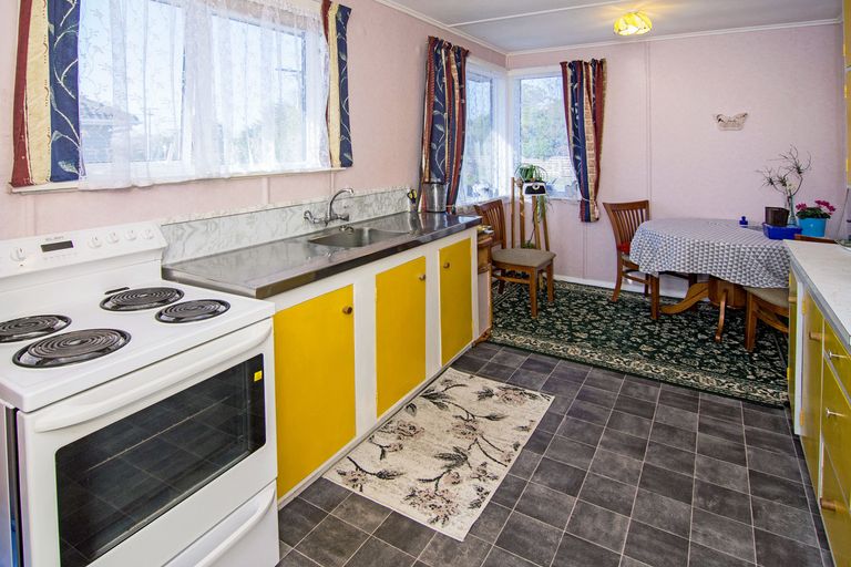 Photo of property in 148 Cole Street, Masterton, 5810